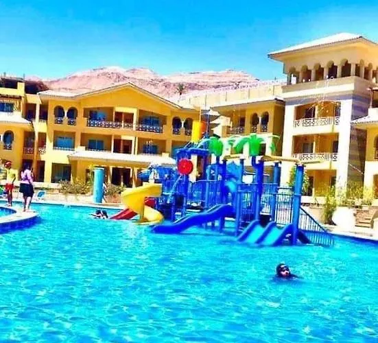 Apartment شقه للايجار بورتو السخنه ألعاب مائية فرش مميز فندقي مكيفه
